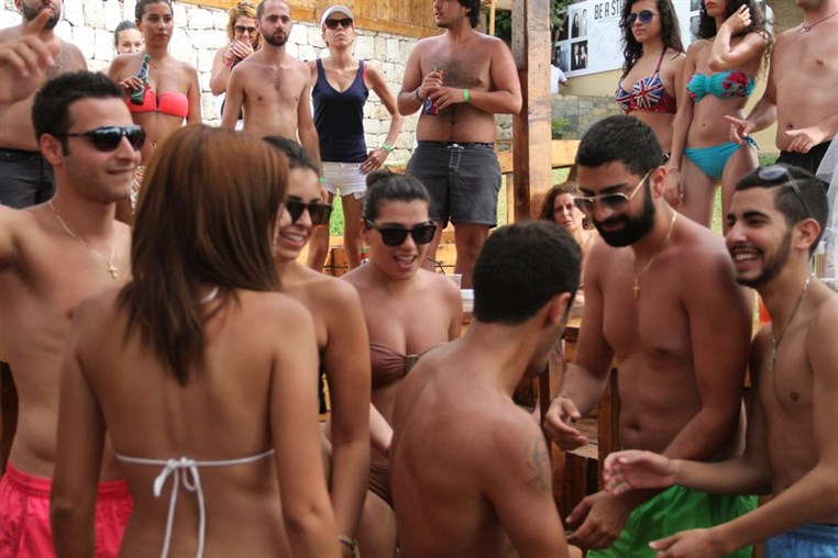 Cyan Beach Bar on Sunday